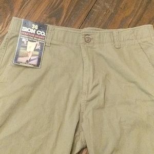 Iron Company Olive Shorts Comfort Flex